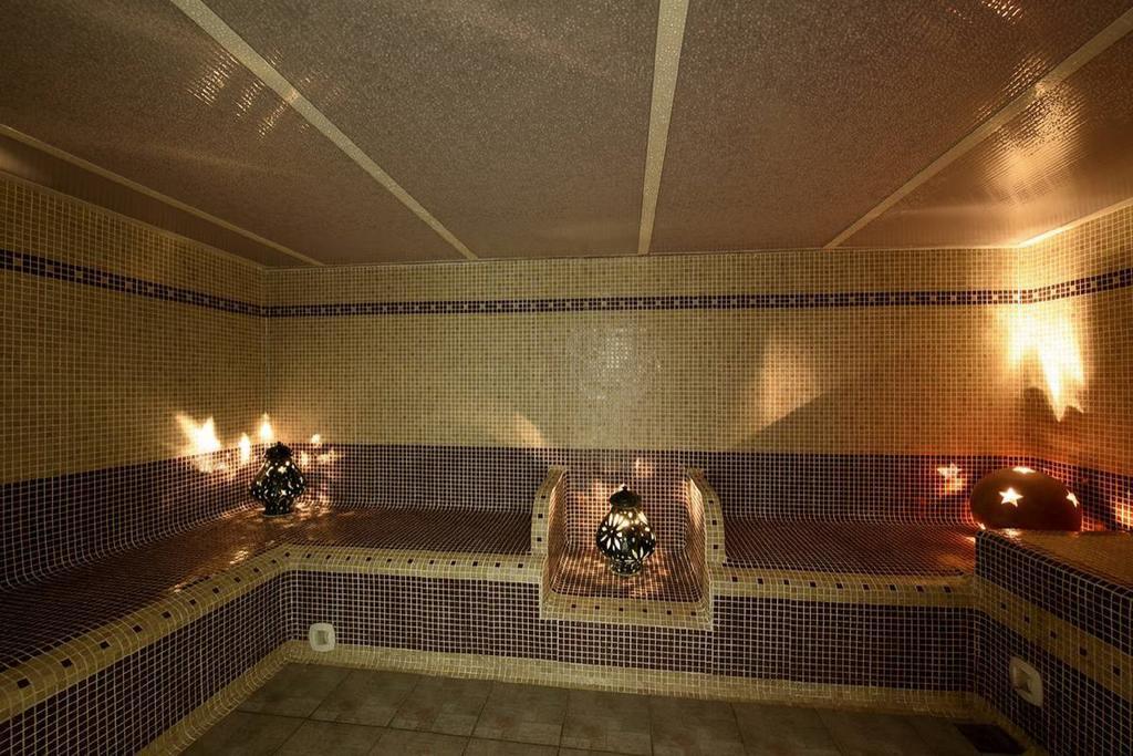 Holiday home Chateau De Floure - Et Piscine Exterieure Chauffee Carcassonne