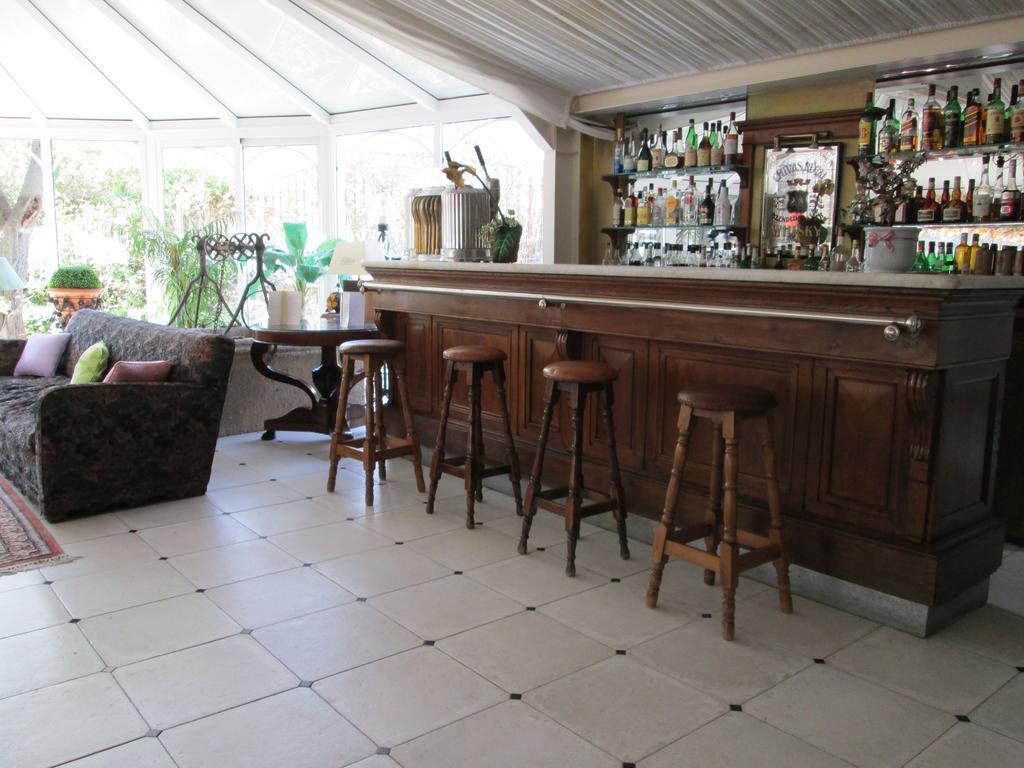 Holiday home Chateau De Floure - Et Piscine Exterieure Chauffee *